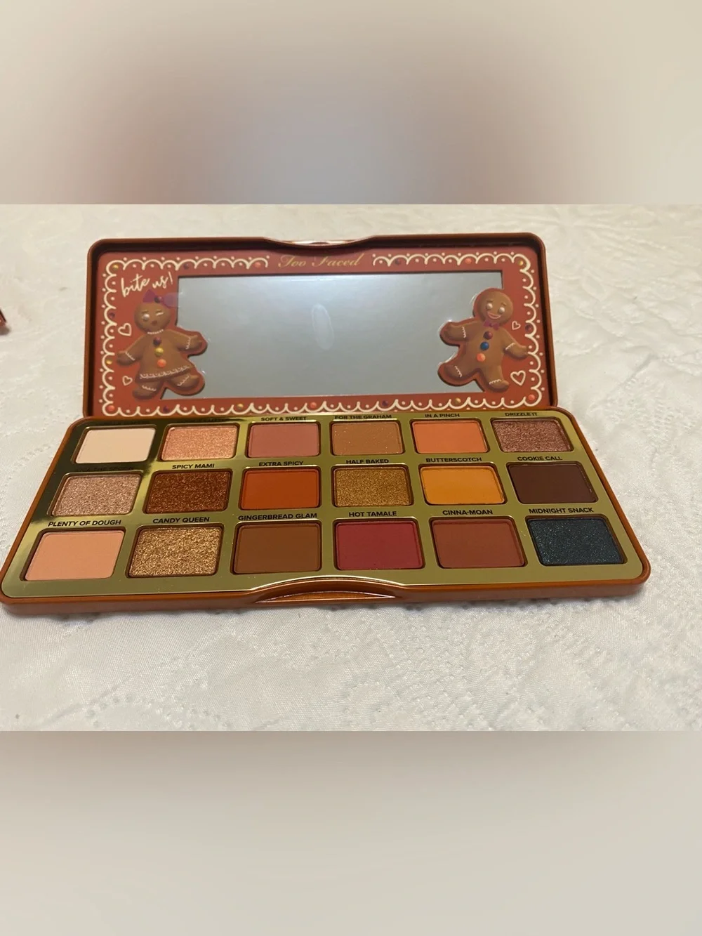 Too Faced Gingerbread Extra Spicy Eyeshadow Palette